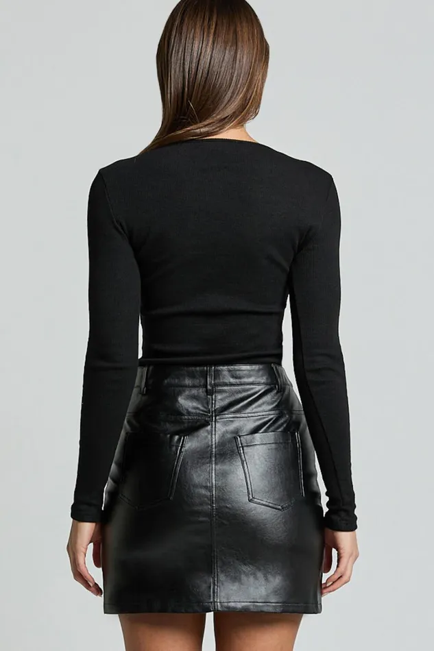 Alyse Top 8211 Ribbed Long Sleeve Ruched Top In Black Women Showpo Tops