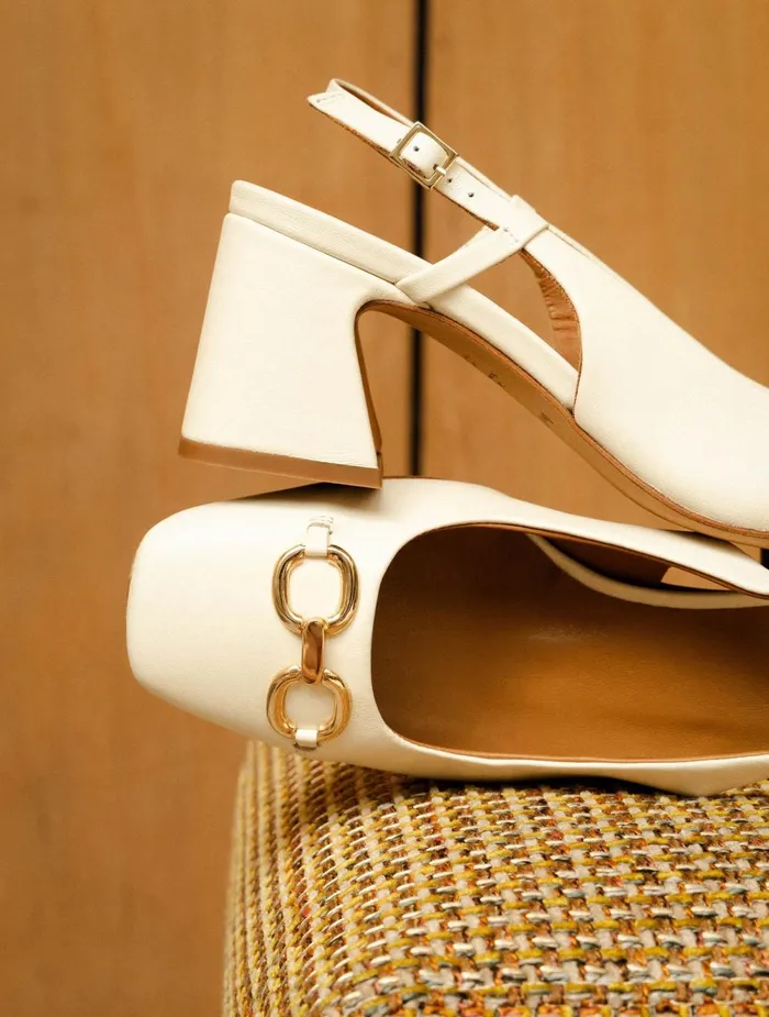 Bobbies Pumps and Mary Janes Abby Milk 8211 Women