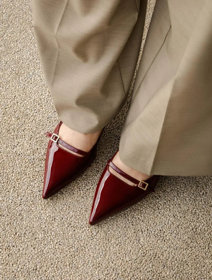Bobbies Pumps and Mary Janes Reem Chianti 8211 Women