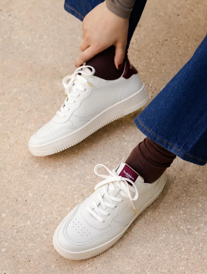 Bobbies Sneakers Scott Off White and Garnet 8211 Women