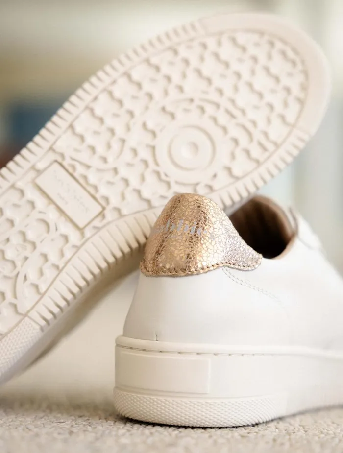 Bobbies Sneakers Scott Off White and Sepia Gold 8211 Women