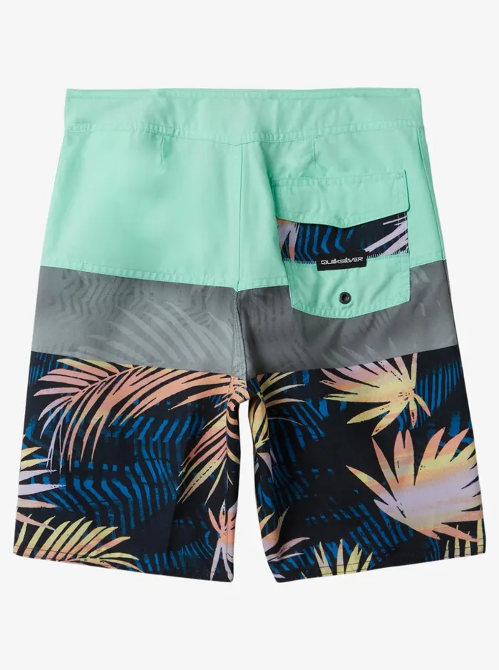 Boys Quiksilver Boardshorts Boy039s 816 Everyday Panel 17034 Boardshorts Beach Glass Boys Quiksilver Boardshorts Boy039s 816 Everyday Panel 17034 Boardshorts Beach Glass