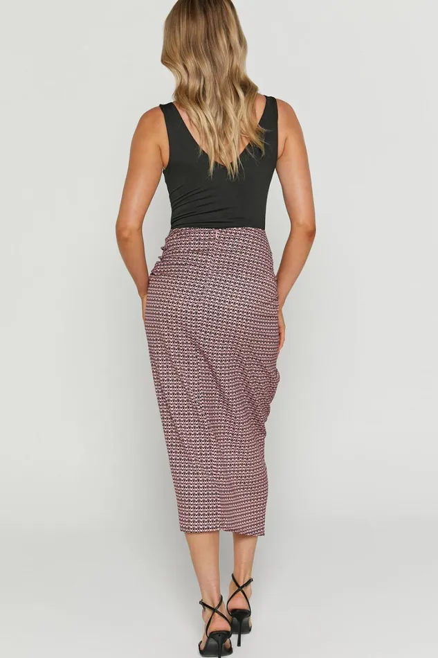 Brunita Midi Skirt 8211 Twist Front Skirt In Pink Wave Women Showpo Skirts Brunita Midi Skirt 8211 Twist Front Skirt In Pink Wave Women Showpo Skirts