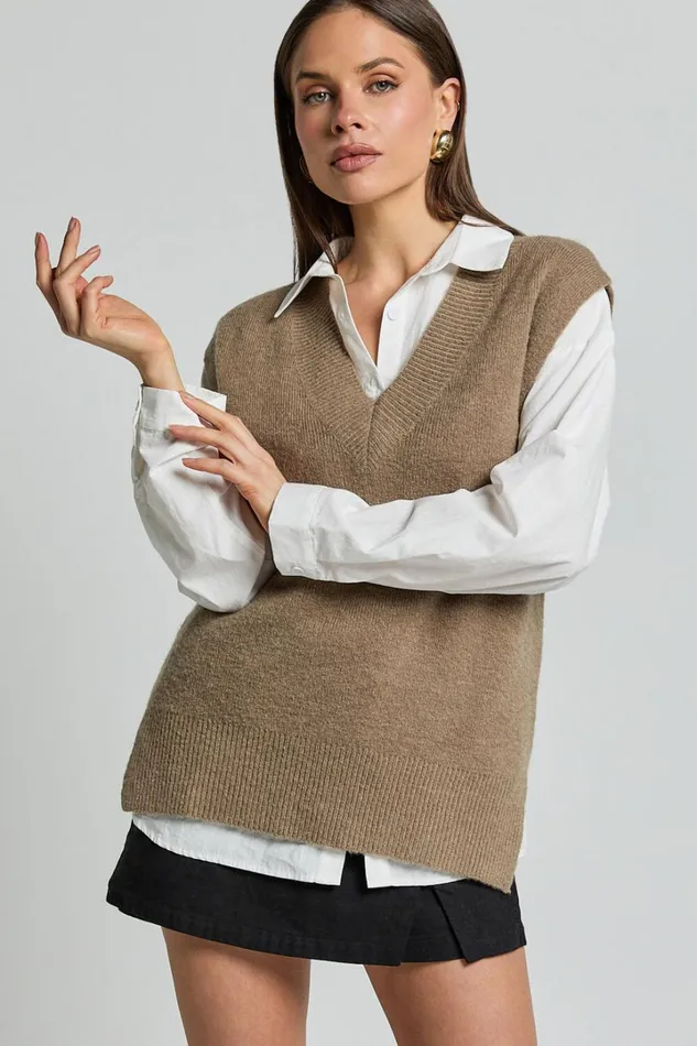 Chenelle Top 8211 Sleeveless Knit Sweater Vest In Biscuit Women Showpo Knitwear