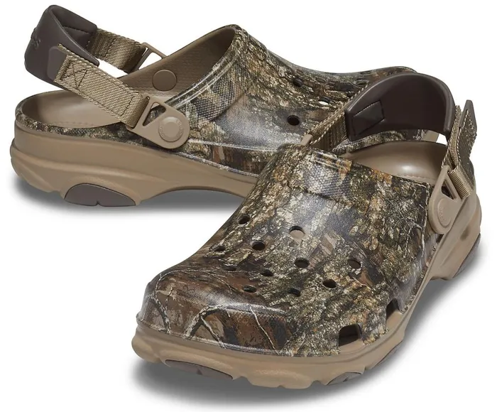 Crocs Classic AllTerrain Realtree Timber Clog Khaki WomensMens Clogs