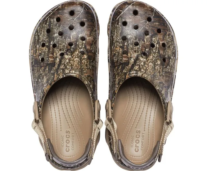 Crocs Classic AllTerrain Realtree Timber Clog Khaki WomensMens Clogs