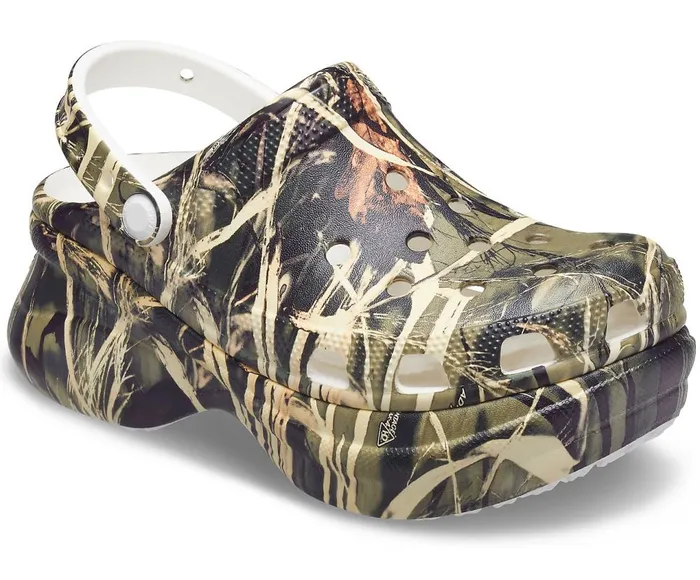 Crocs Crocs Classic Bae Realtree Clog White Womens Clogs