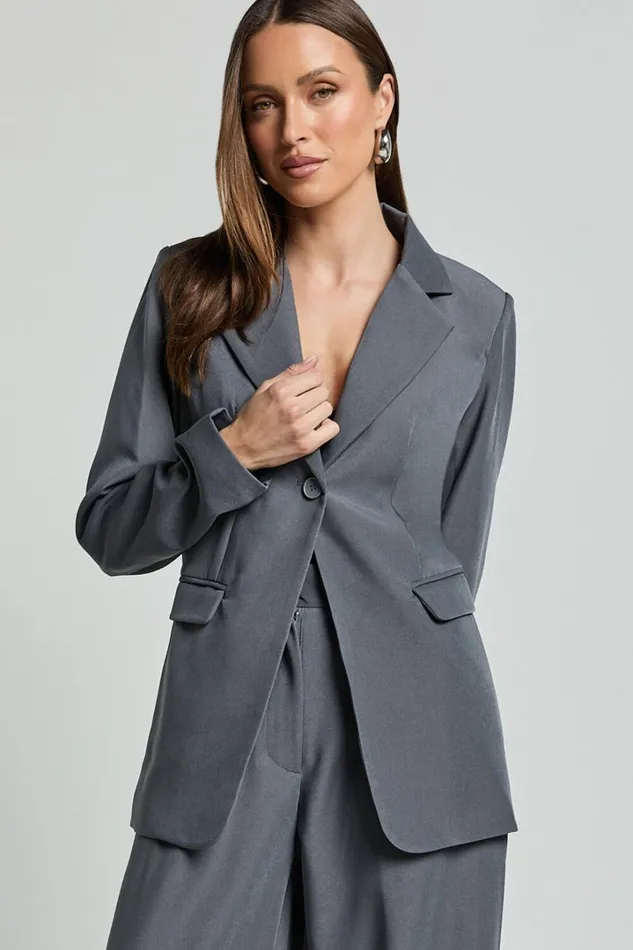 Daffy Blazer 8211 Cinched Waist Blazer In Grey Women Showpo Blazers
