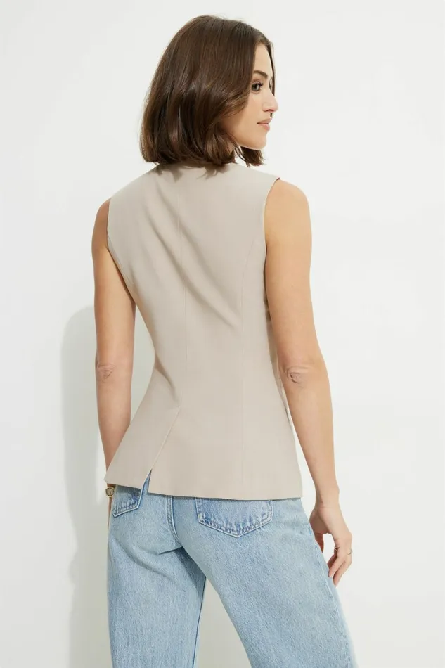 Dynamite Blazers and Vests Women Emery Round Neck Flyaway Vest Beige