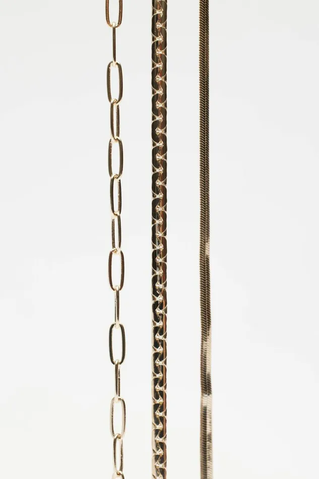 Dynamite Necklaces Women Layered Paperclip Snake and Flat Chain Necklace Yellow