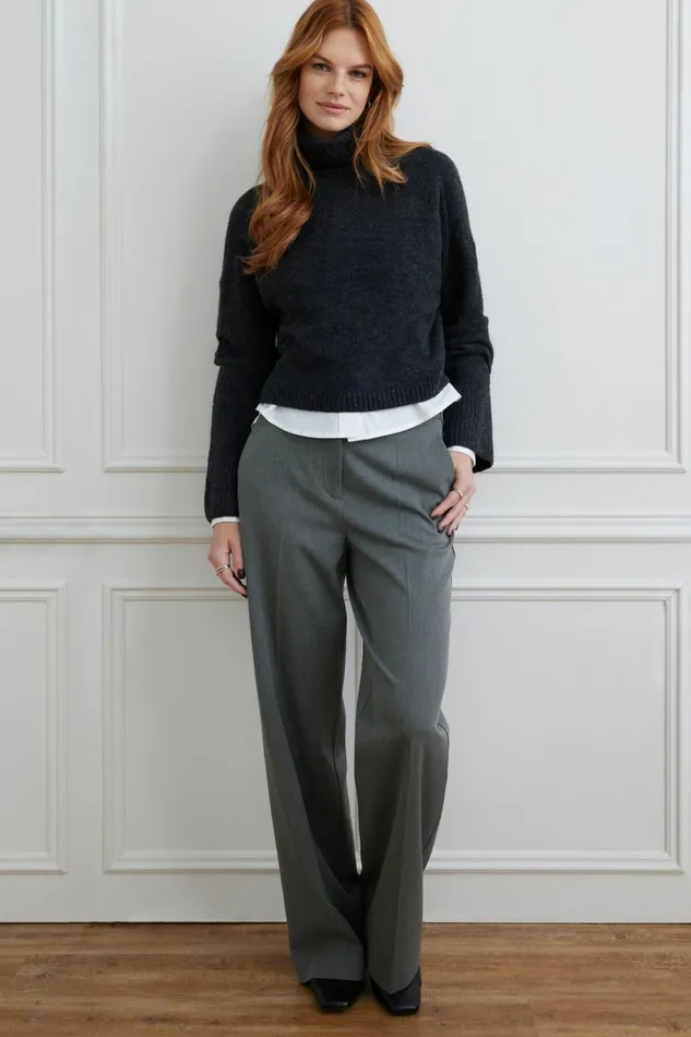 Dynamite Pants Women Yasmin Straight Leg Pants Gray