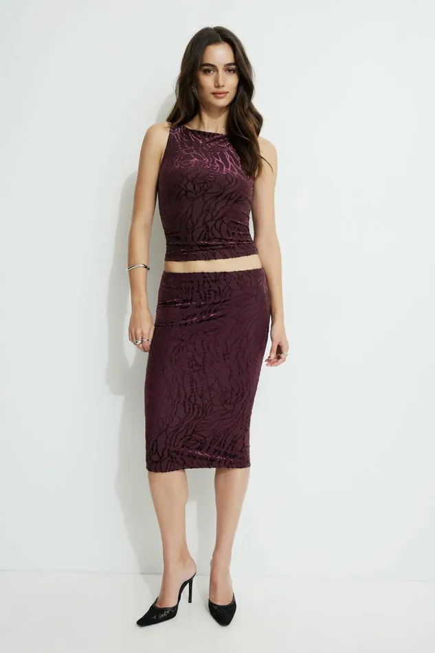 Dynamite Skirts and Skorts Women Alana Burnout Midi Skirt Burgundy