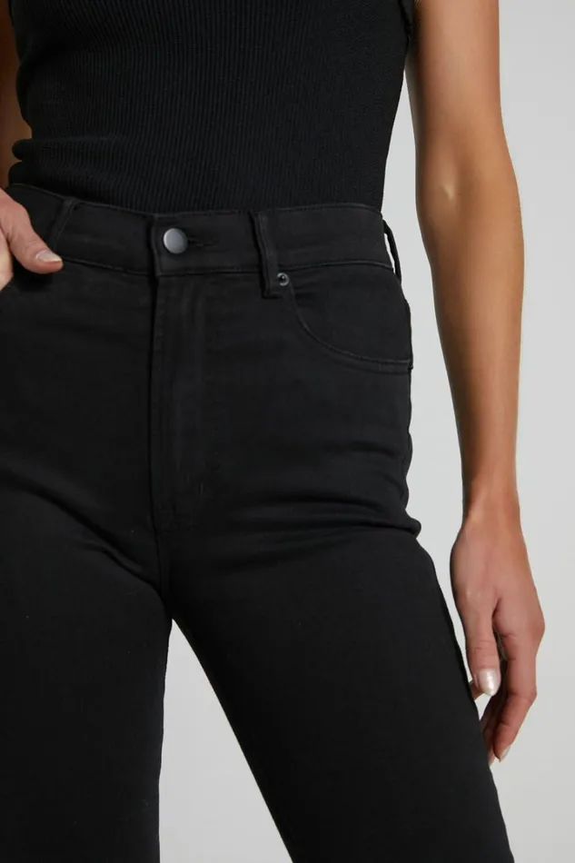 Elizena Jeans 8211 Mid Rise Step Hem Cropped Denim Jeans In Black Women Showpo Jeans