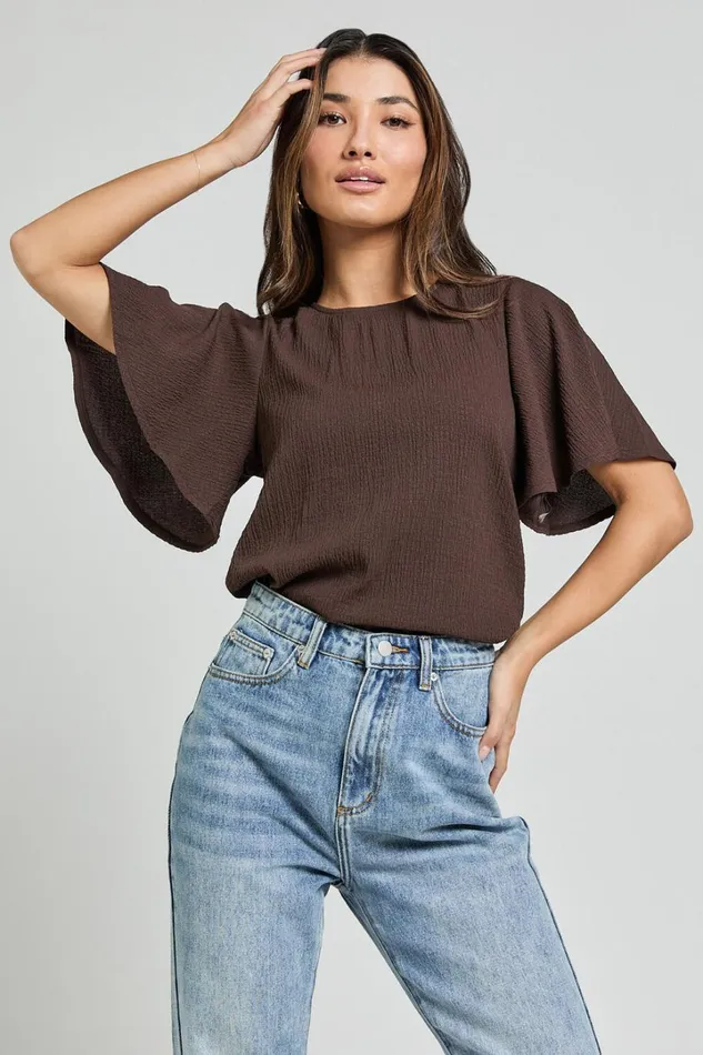Enzo Top 8211 Flutter Sleeve Scoop Neck Top In Dark Oak Women Showpo Tops