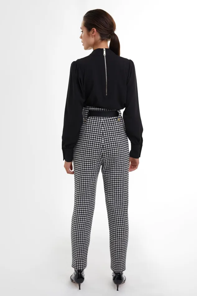 Holland Cooper Tailoring Women High Waisted Peg Trouser Houndstooth Holland Cooper Tailoring Women High Waisted Peg Trouser Houndstooth