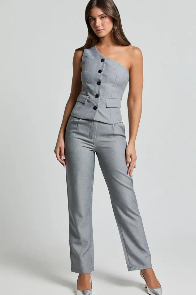 Kourtney Pants 8211 Mid Waist Pleated Trousers In Grey Women Showpo Pants