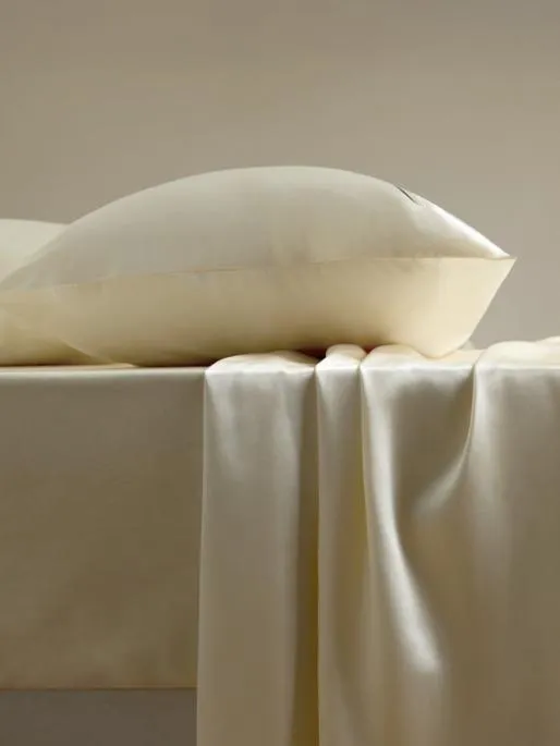 Lilysilk 100 Mulberry Silk Fitted Sheet Bed Set With Exquisite Lily Embroidery USBS5180 Home Silk Bedding Sets