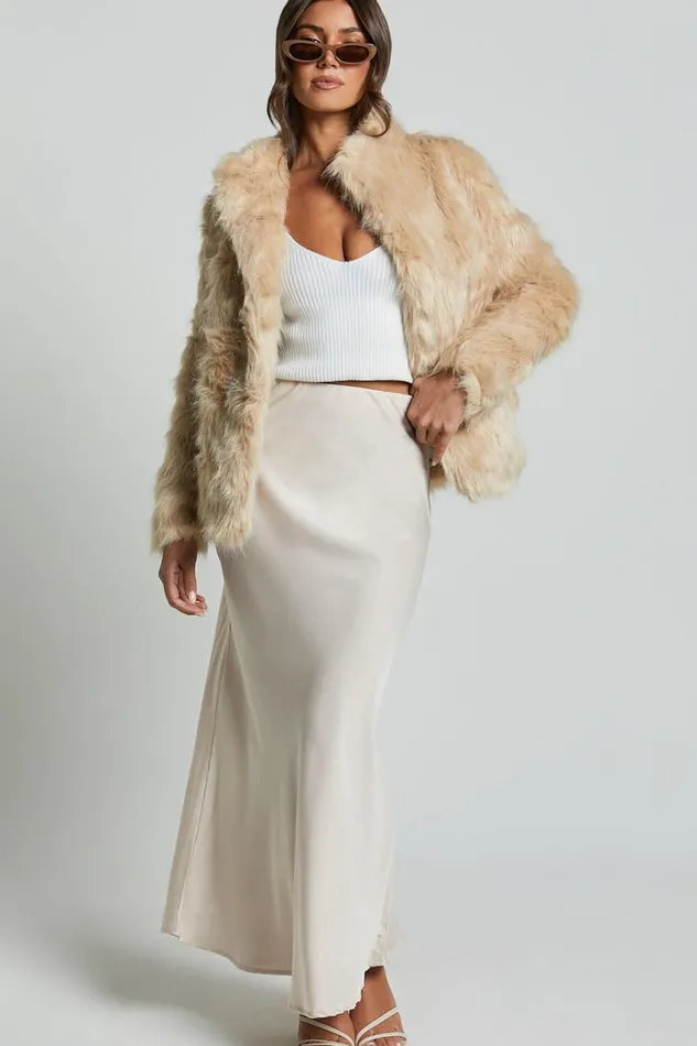 Lioness 8211 Bada Bing Faux Fur In Beige Women Showpo Jackets and Coats
