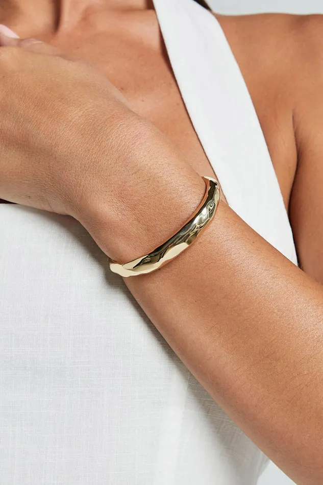 Marcia Bangle 8211 Open Bangle In Gold Women Showpo Bracelets