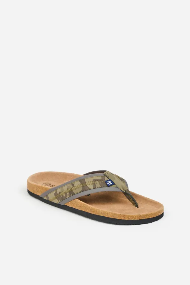 Men Brakeburn Slippers and Sandals Camo Flip Flops