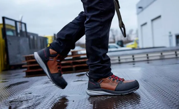 Men KEEN Work Boots and Shoes Brown Work Boots 8211 Red Hook Mid WP Men KEEN Work Boots and Shoes Brown Work Boots 8211 Red Hook Mid WP