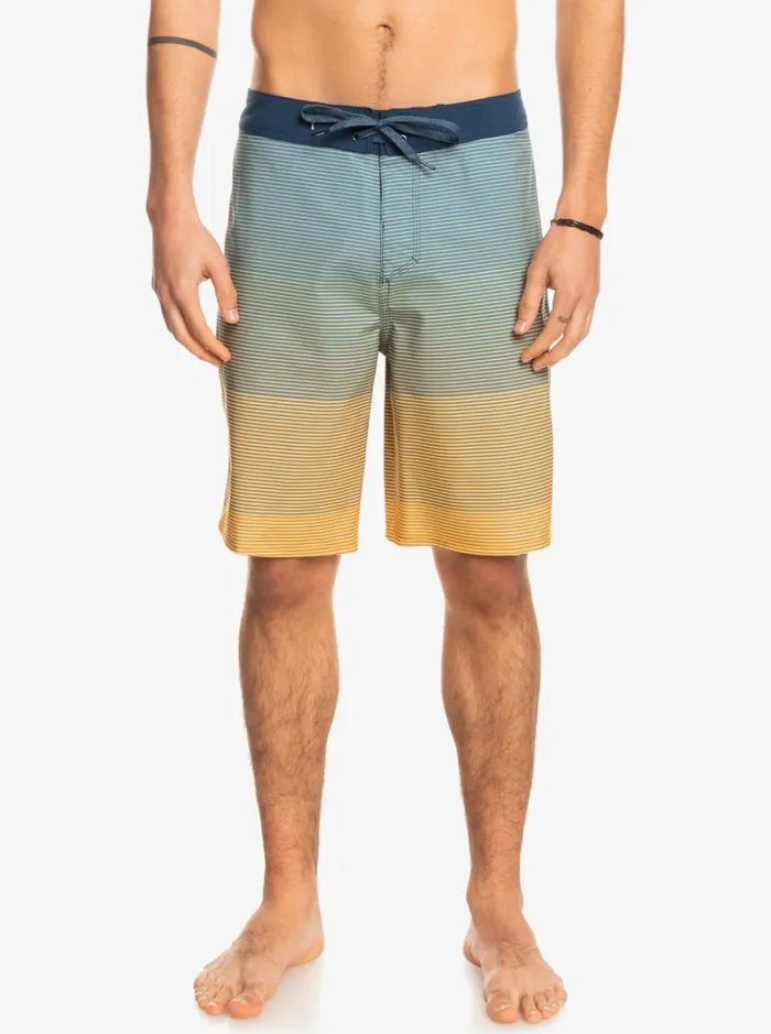 Men Quiksilver Boardshorts SurfSilk Massive 20034 Boardshorts Golden Rod Men Quiksilver Boardshorts SurfSilk Massive 20034 Boardshorts Golden Rod