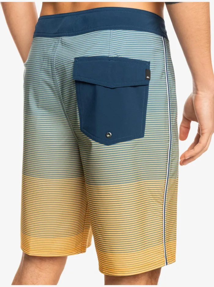 Men Quiksilver Boardshorts SurfSilk Massive 20034 Boardshorts Golden Rod Men Quiksilver Boardshorts SurfSilk Massive 20034 Boardshorts Golden Rod