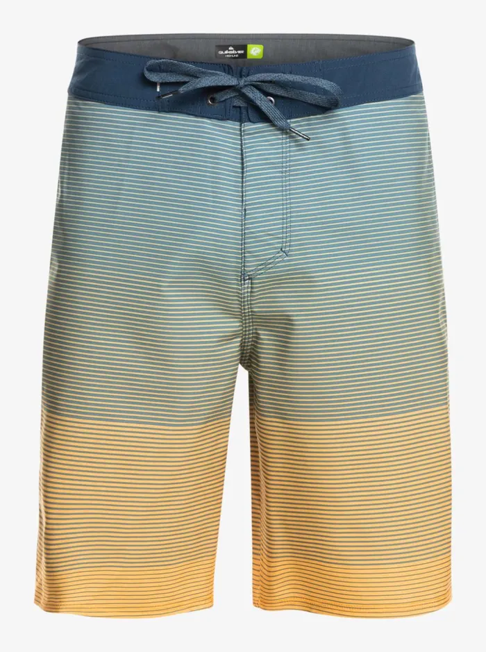 Men Quiksilver Boardshorts SurfSilk Massive 20034 Boardshorts Golden Rod Men Quiksilver Boardshorts SurfSilk Massive 20034 Boardshorts Golden Rod