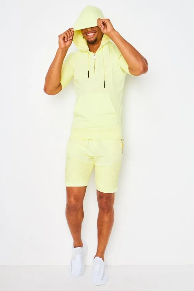 Men Shorts With Embossed Pattern On The Thighs In Yellow Yellow Brentiny Paris Shorts