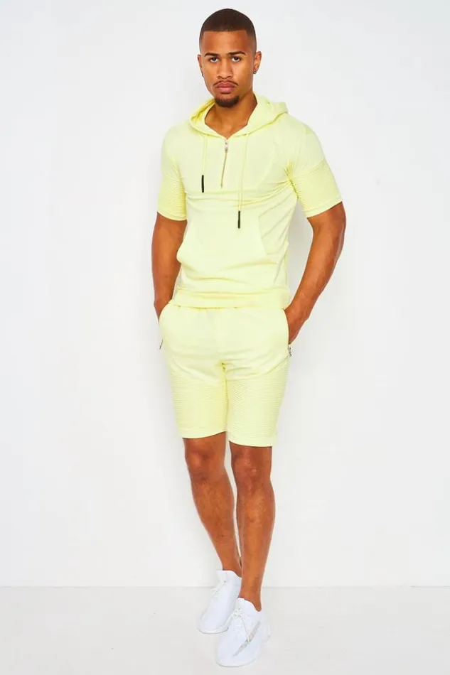 Men Shorts With Embossed Pattern On The Thighs In Yellow Yellow Brentiny Paris Shorts