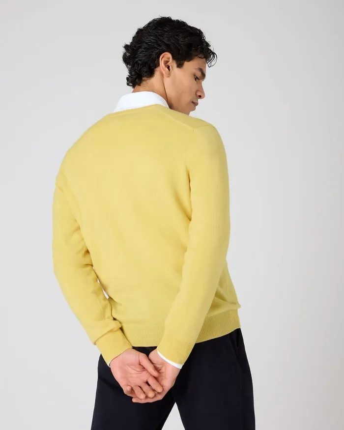 NPeal Jumpers Men Burlington V Neck Cashmere Jumper Citrine Yellow
