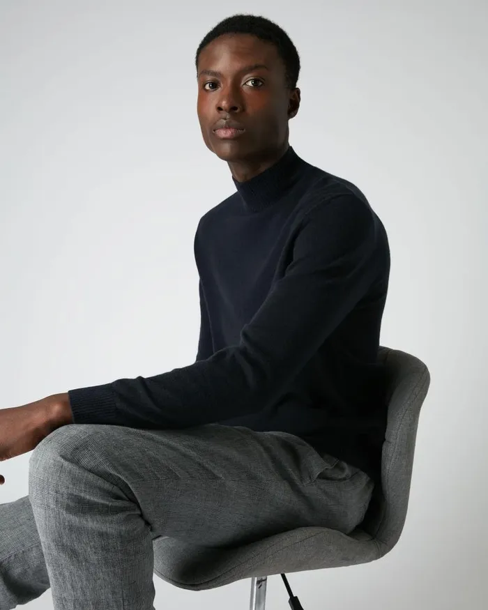 NPeal Jumpers Men Mayfair Turtle Neck Cashmere Jumper Navy Blue