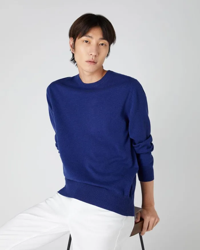 NPeal Jumpers Men Oxford Round Neck Cashmere Jumper Sapphire Blue