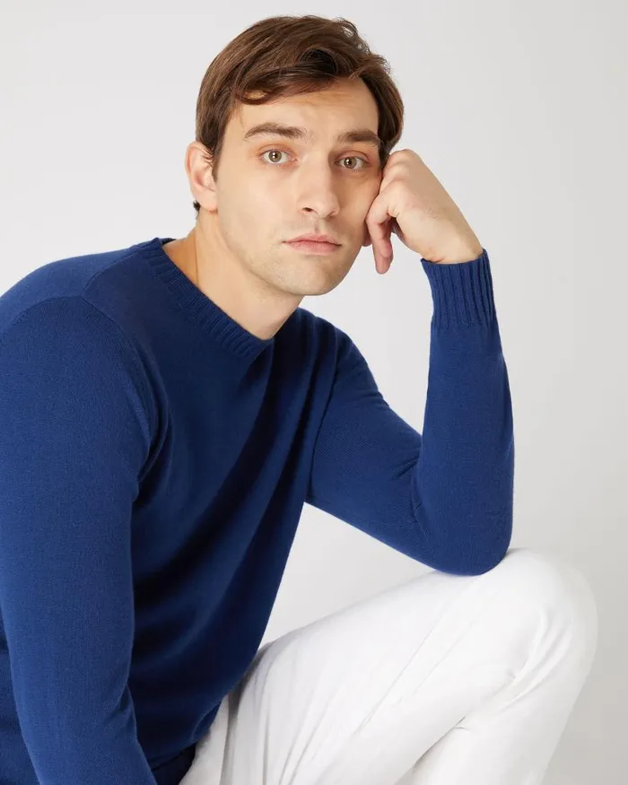 NPeal Jumpers Men Shoreditch Round Neck Cashmere Jumper French Blue