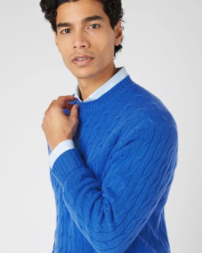 NPeal Jumpers Men Thames Cable Round Neck Cashmere Jumper Sonic Blue