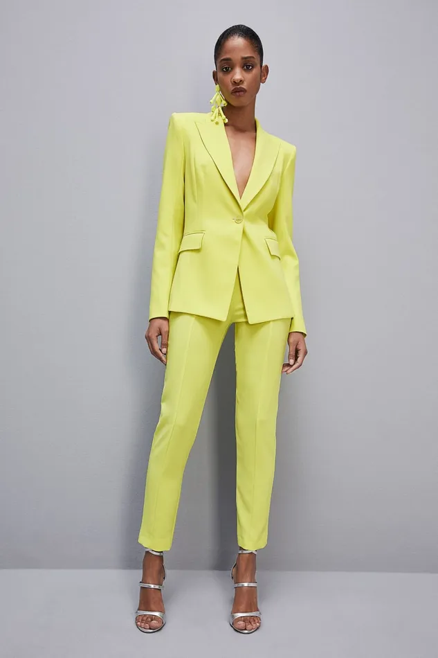 Patrizia Pepe Slim Cigarette Pants In Sabl Crepe Fabric Yellow Citrus Yellow Apparel Cigarette Patrizia Pepe Slim Cigarette Pants In Sabl Crepe Fabric Yellow Citrus Yellow Apparel Cigarette
