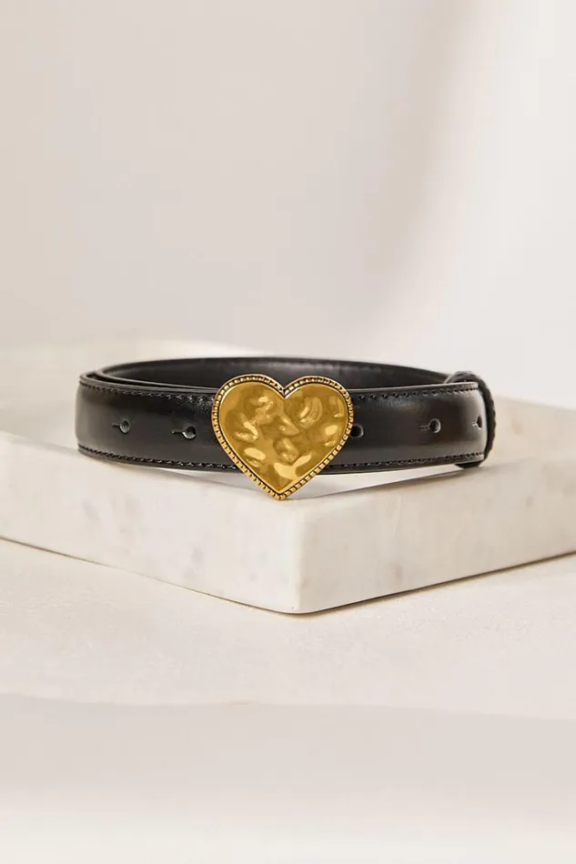 Quincy Belt 8211 Thin Band Heart Detail Belt In Black Women Showpo Belts