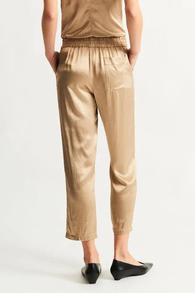 Raquel Allegra Pebble Satin Sand Trapunto Pant Women TShirts