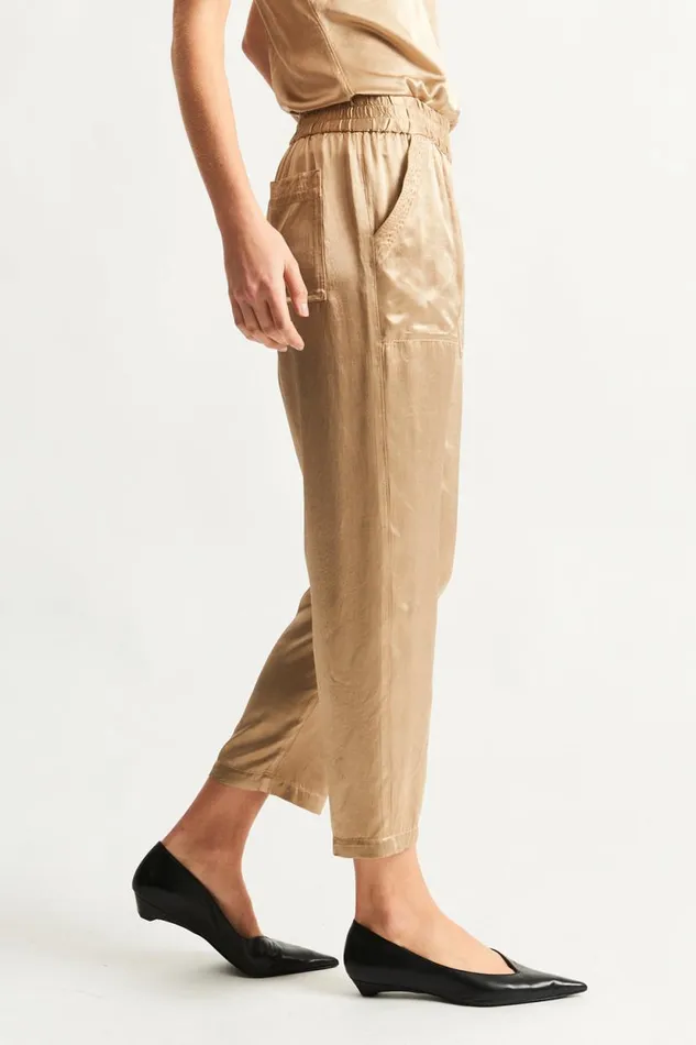 Raquel Allegra Pebble Satin Sand Trapunto Pant Women TShirts