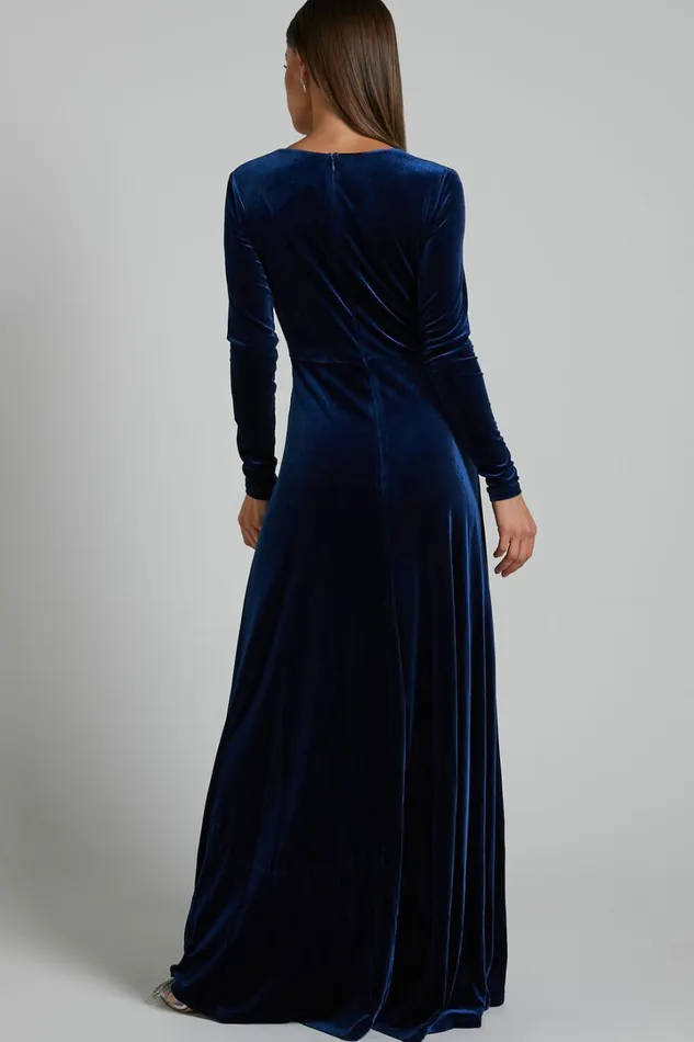Sloane Maxi Dress 8211 Long Sleeve Wrap Dress In Navy Women Showpo Curve Clothes Sloane Maxi Dress 8211 Long Sleeve Wrap Dress In Navy Women Showpo Curve Clothes