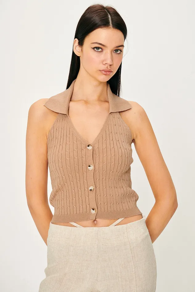 Storets Avery Knitted Halter Neck Top Women Sweaters and Knitwears