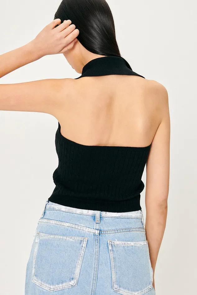 Storets Avery Knitted Halter Neck Top Women Sweaters and Knitwears