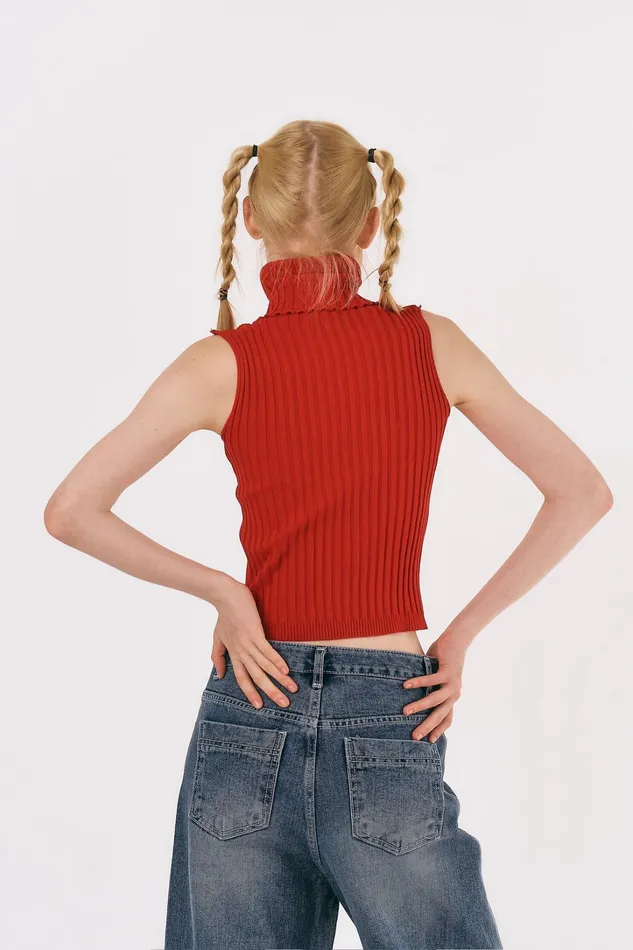 Storets Lucy Ribbed Sleeveless Top Women Sweaters and Knitwears Storets Lucy Ribbed Sleeveless Top Women Sweaters and Knitwears
