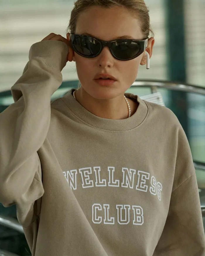Sweatshirts Men Sporty and Rich Wellness Club Flocked Crewneck 8211 ElephantWhite