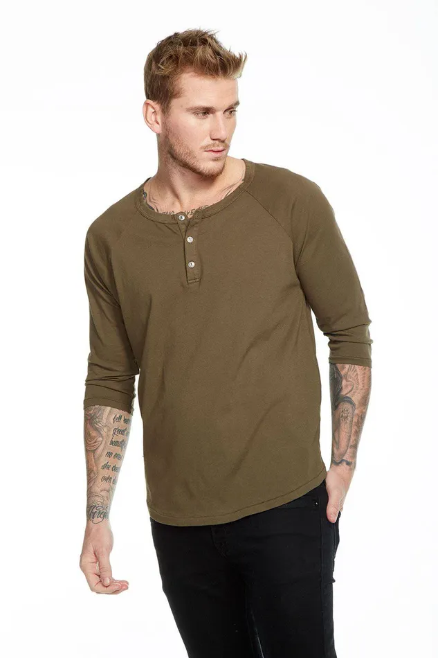 Tops Chaser Brand Mens COTTON RAGLAN HENLEY