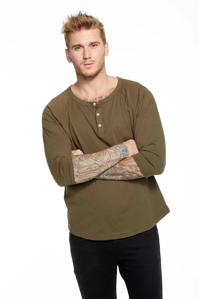 Tops Chaser Brand Mens COTTON RAGLAN HENLEY