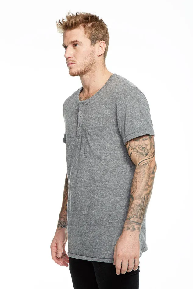 Tops TRIBLEND SS POCKET HENLEY 8211 Chaser Brand Mens
