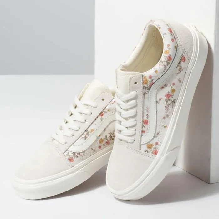 Vans Vintage Old Skool FloralMarshmallow Womens Classics Shoes Vans Vintage Old Skool FloralMarshmallow Womens Classics Shoes