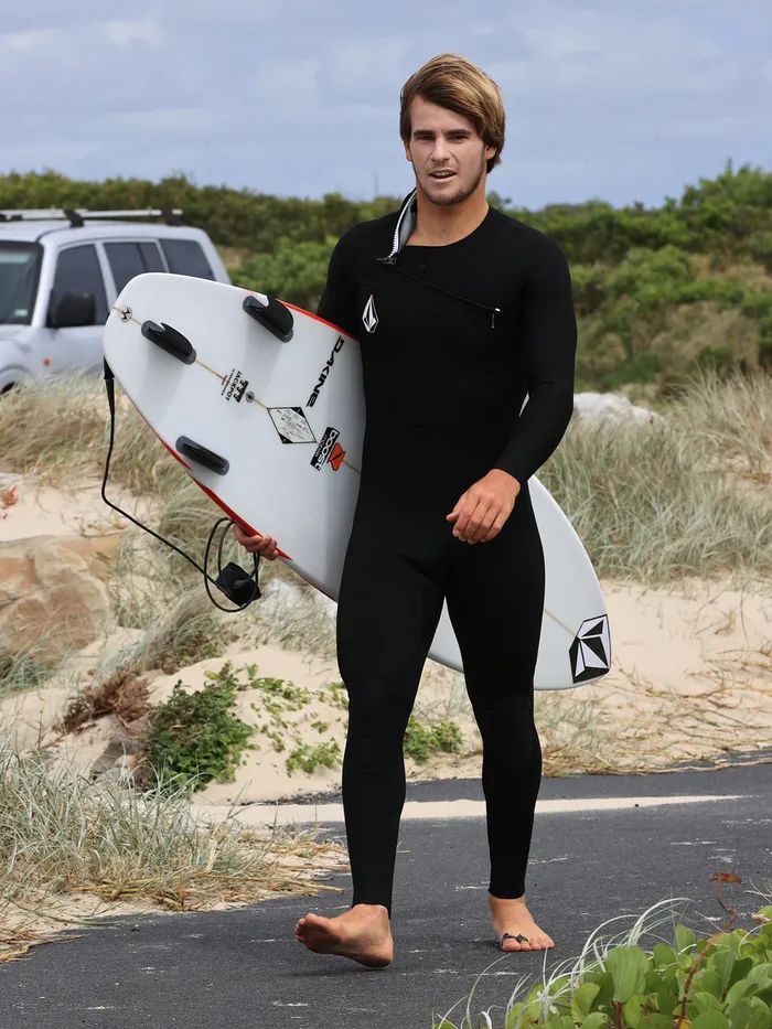 Volcom Rashguards Modulator 32mm Chest Zip Wetsuit 8211 Black Black 8211 Mens