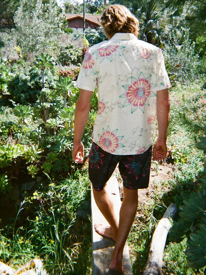 Volcom Shirts and Flannels Star Shields Featured Artist Short Sleeve Shirt 8211 Coconut Coconut 8211 Mens